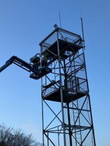 Mobile elevated work platform used for b2b commercial maintenance at height.